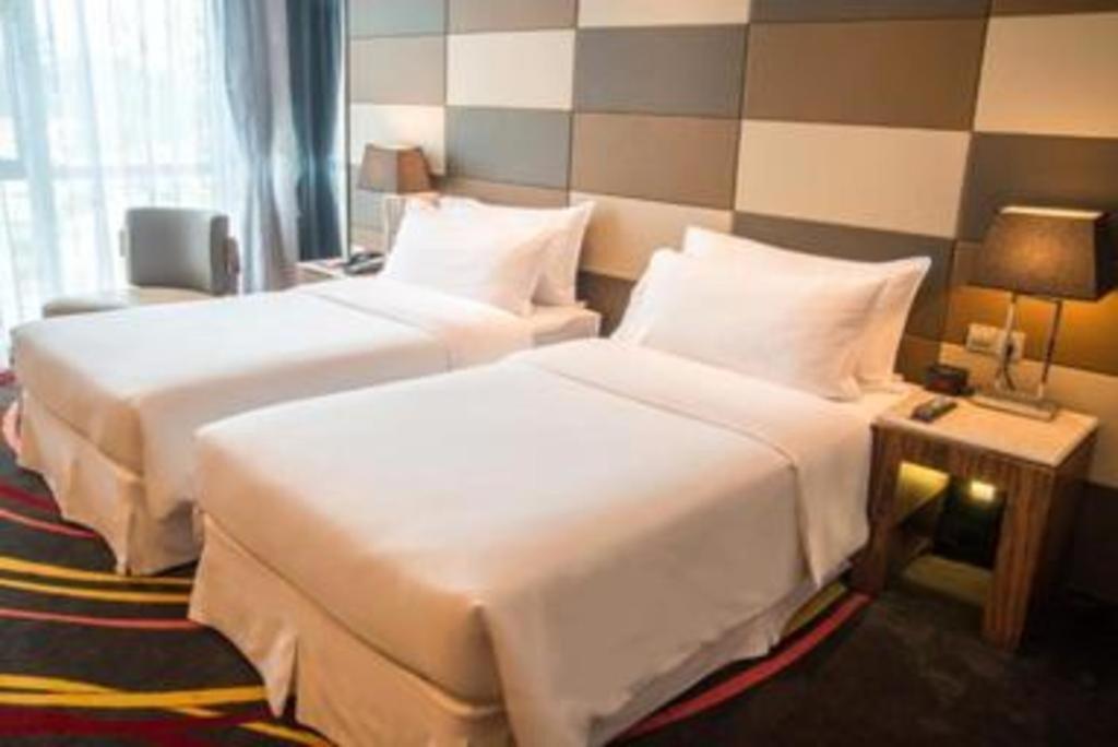 รามาดา พลาซา ฮุยจู อีสท์ โฮเต็ล Hotel ฮุ่ยโจว ภายนอก รูปภาพ