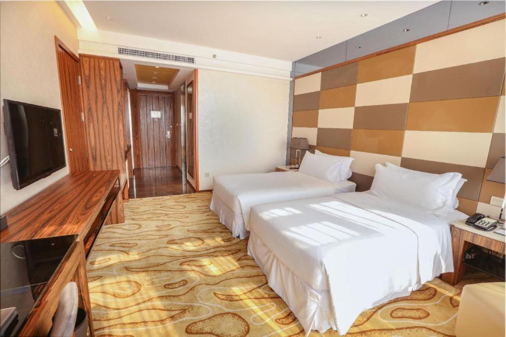รามาดา พลาซา ฮุยจู อีสท์ โฮเต็ล Hotel ฮุ่ยโจว ภายนอก รูปภาพ