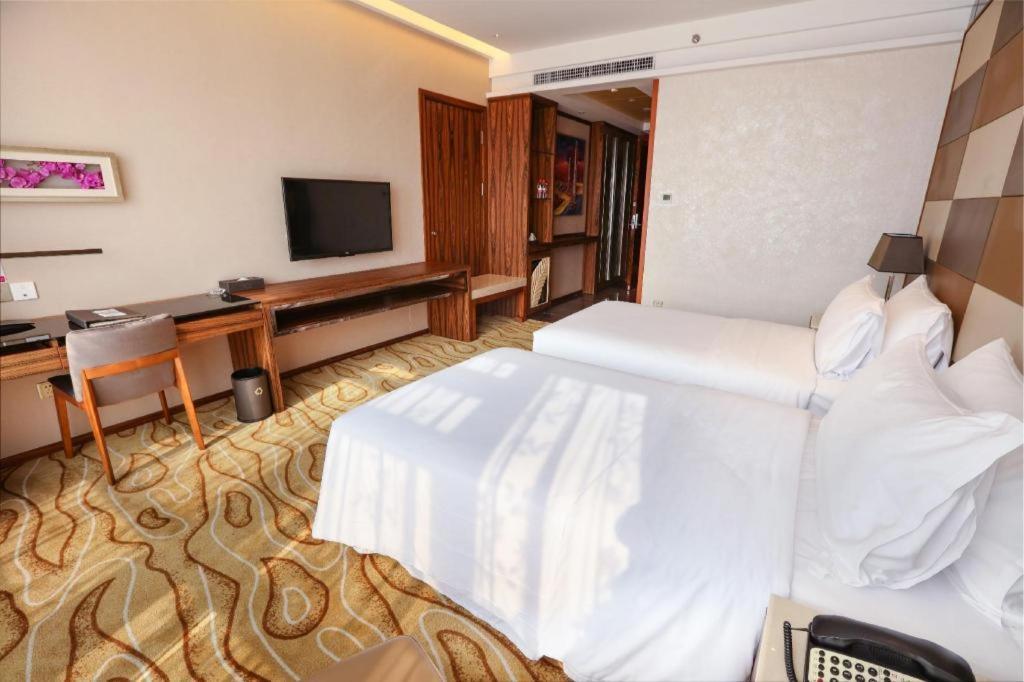 รามาดา พลาซา ฮุยจู อีสท์ โฮเต็ล Hotel ฮุ่ยโจว ภายนอก รูปภาพ